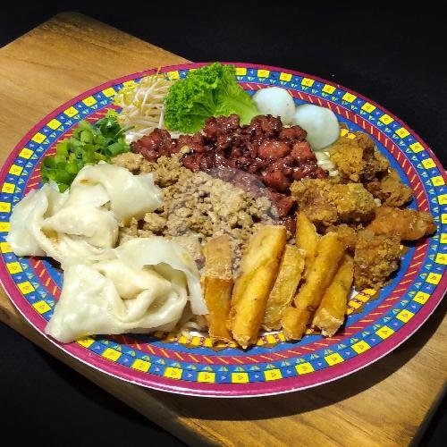 Bakmi Speciall menu Mie PanPan, Gambir