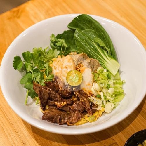 Bakmi Shirataki Goreng Ayam Jamur menu Warung Bakmi Mpek Tjoen, Gandaria