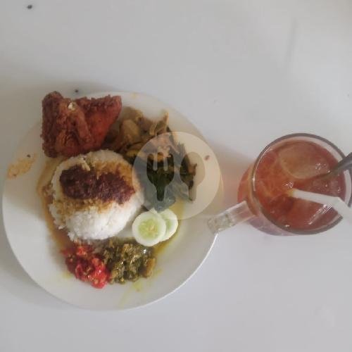 Nasi Rendang + Es Teh Manis menu Nasi Padang CITRA MINANG, Percetakan Negara, Cempaka Putih. Jakarta Pusat