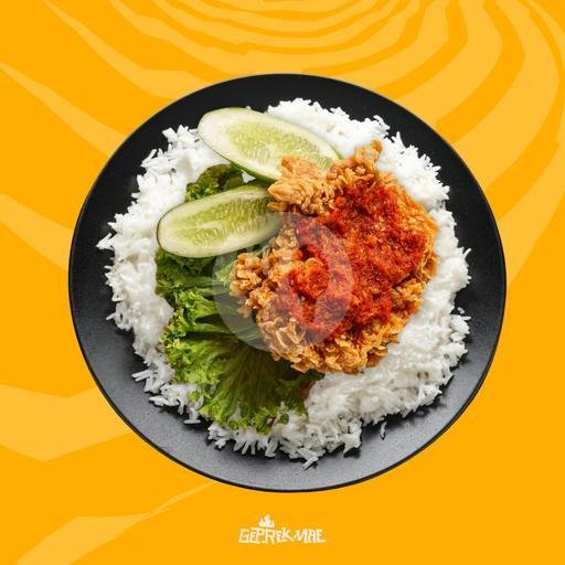nasi ayam geprek sambel matah gratis minum menu Geprek Mae, Cimahi