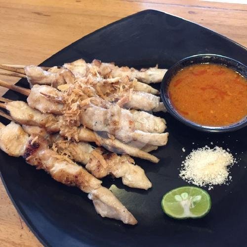 Sate Sapi Bumbu Kacang menu Rumah Sate Mang Iwa, Kawalu