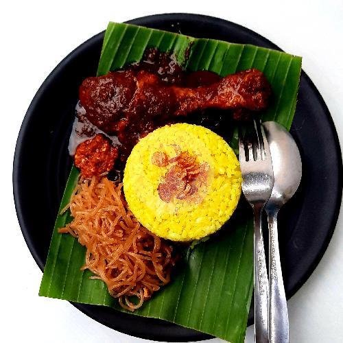 Nasi Kuning Daging menu Rumah Soto Banjar Belitung, Kalpataru