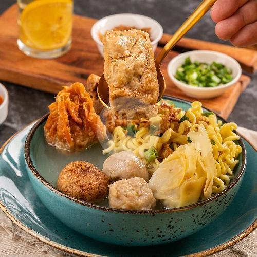 Nasi Putih menu Bakwan Subur Panderman, Panderman