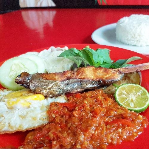 Special Nasi Penyetan Hati Ampla Goreng menu Nasi Tempe Penyet C-HO