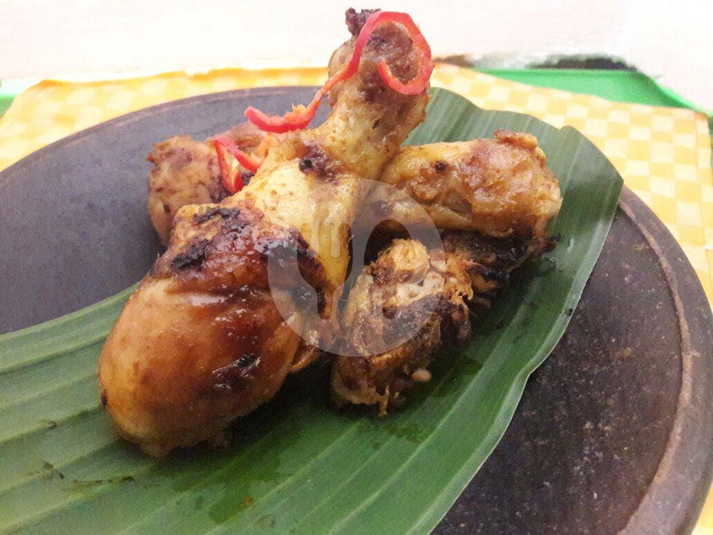 Nasi Rawon menu Depot Makan Pawon Asri, Veteran