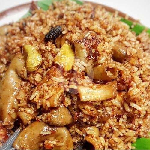 Kwetiau Goreng Baso Ayam Atiampela menu Nasi Goreng Kambing Joko Tingkir, Jl Lapangan Bola