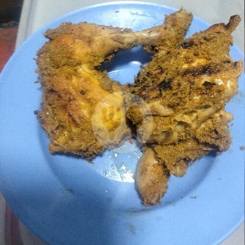 Nasi Ayam Goreng/Ayam Gulai Kecil+Telor menu Rumah Makan Talago Biru Kidang Pananjung, Dago