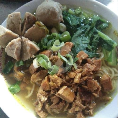 Bakso Campur menu Mie Pithiek Baso Sapi 'Setro', Wandyo Pranoto