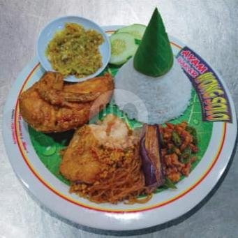 Paket Nasi Uduk Ayam Goreng menu Ayam Bakar Ayam Penyet Wong Solo, Rungkut