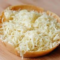 Unyil Keju menu Martabak Alim, Bintara Raya