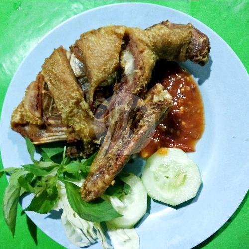 Lele Goreng menu Lalapan Nasi Uduk Amarta, Puntodewo Polehan