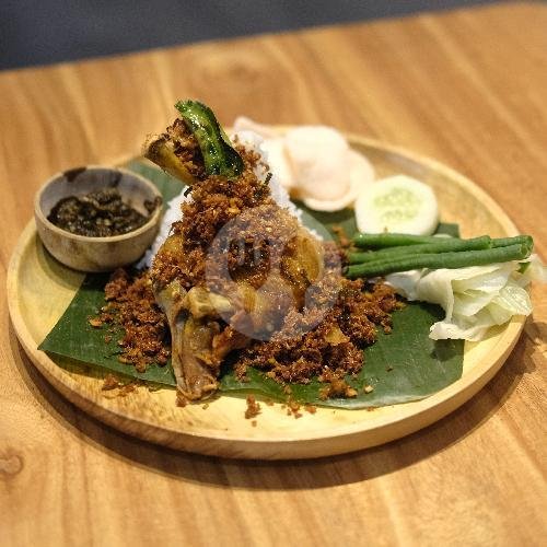 Nasi Bebek Goreng Laos menu Resto BaleSaji