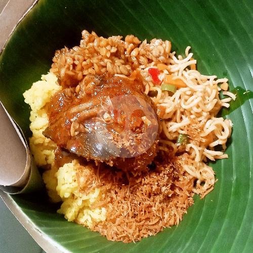 Nasi Kuning Ayam Ati Masak Habang menu Nasi Kuning Banjarmasin Dapoer Acil Ina, Karanganyar Kota