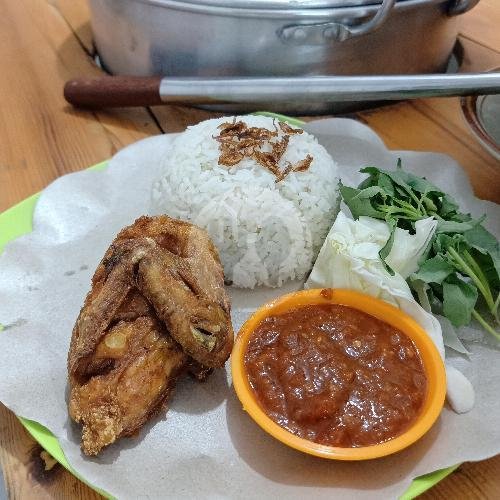 Pecel Ayam(tanpa Nasi)sambal Tomat menu Ayam Penyet Antasari, Manunggal Juang