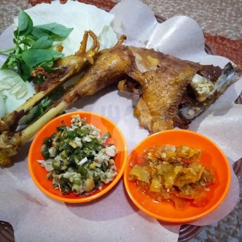 Paha Atas Bebek menu Gudeg Ceker Mbok Joyo, Kraton