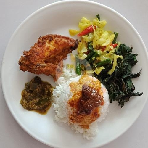 Nasi Ayam Goreng menu Cinto Minang, Pecenongan