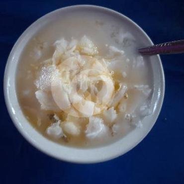 Jus Alpukat menu Es Campur Lapang Tennis, Gegerkalong