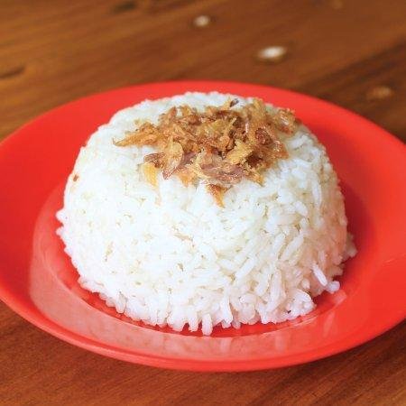 Nasi Putih menu Lalapan Nasi Uduk Amarta, Puntodewo Polehan