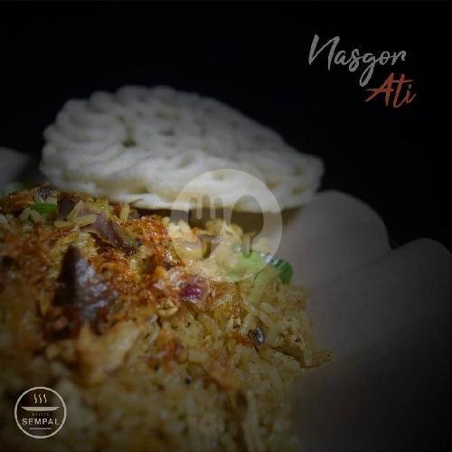 Review Nasi Goreng SEMPAL: Pengalaman Makan yang Menggugah Selera di Surabaya
