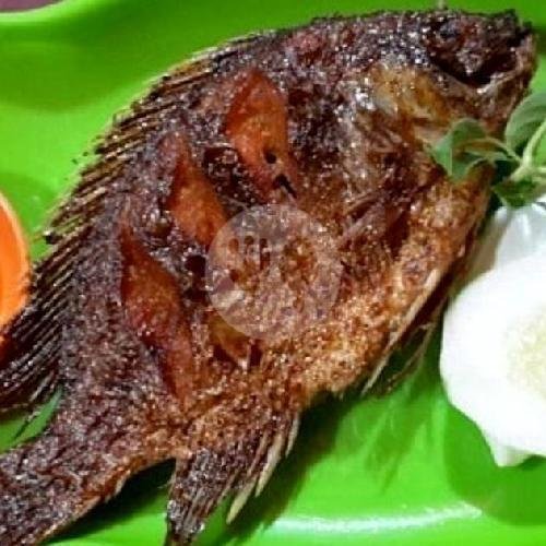 Bebek Bakar+ sambal lalapan menu Pecel Lele Lamongan Cak Dikin, Pandowoharjo