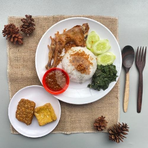 Paket Ayam Paha Boiler ( Tahu Tempe Biasa ) menu Ayam Goreng Kalasan Mbak Elly, Pasteur