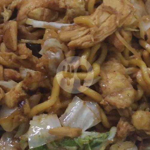 Bakmi Goreng menu Warung Bakmi Koko, Pandega Marta