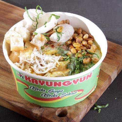 Bubur Ayam Spesial Telur menu Bubur Ayam Kayungyun, Candirenggo