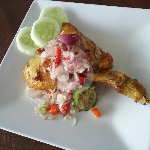 Sate Babi Manis Seruni menu Warung Seruni Masakan Bali, Sukun