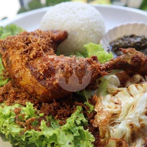 Paket Ayam Ambarawa menu Steak Api (Ayam Olahan rasa Sapi), Bojong Koneng