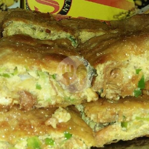 Martabak Kharisma: Surga Kuliner Martabak di Benowo, Surabaya