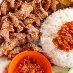 Nasi Orak-arik + Ati Ampela/sosis/usus/bakso menu Burjo SBM Uns, Ngoresan