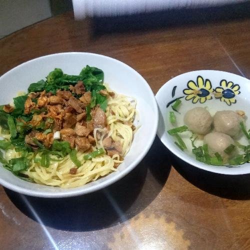 Mie Ayam Jamur Pangsit menu Mie Ayam Pangsit Pak Gun, Samirono
