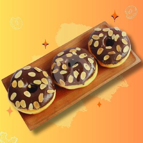 Kue Tart 12cm menu Bobo Bakery N Cafe, Magersari