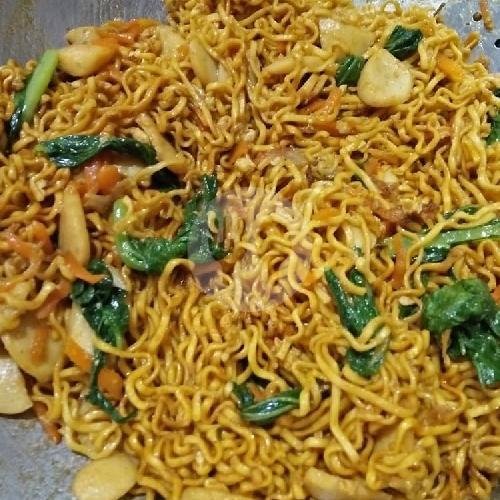 kwetiau goreng Ayam menu Nasi Goreng Andalan, Mranggen