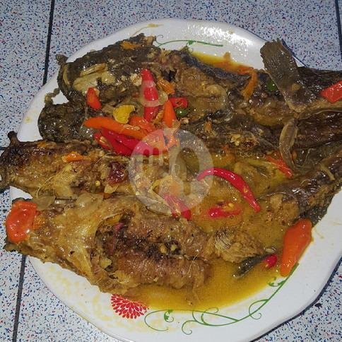 Mangut Belut menu Warung Makan Ikan Segar Pak Parno - Blondo