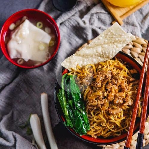 Yamima Pangsit menu Yameen, Pekalongan Timur