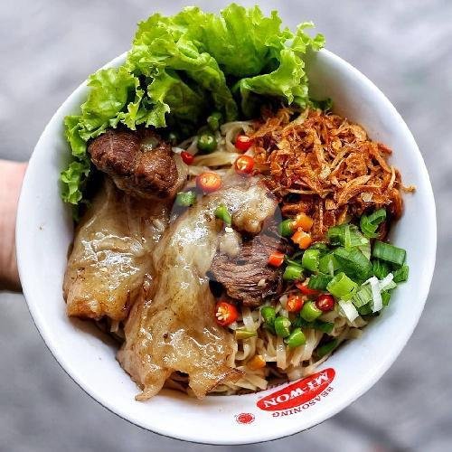 Lemper Ayam Spesial 168 menu Pangsit Mie & Lemper Ayam Spesial 168, Gading Elok Utara Raya