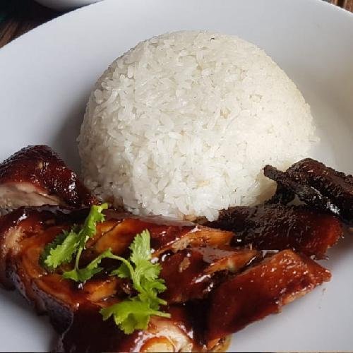 Nasi Hainan Ayam Goreng Mentega menu Olly Hai, H. Mesri