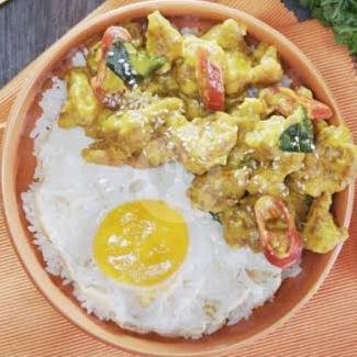Nge Geprek Sek: Surga Kuliner Pedas di Surabaya yang Wajib Dikunjungi