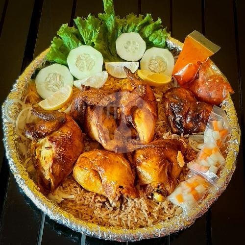 Nampan 3-4 Mandhi Kambing menu Sahara Roasted Chicken