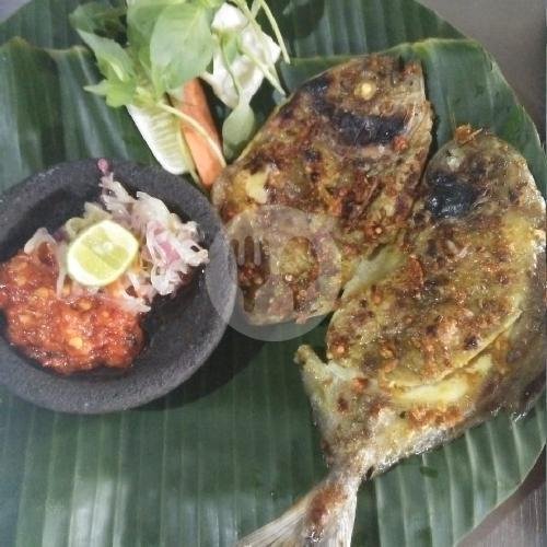 Ikan Bawal Medium menu Warung Lovina, Ampera