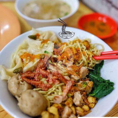 PAKET D menu King Pansit, Palmerah