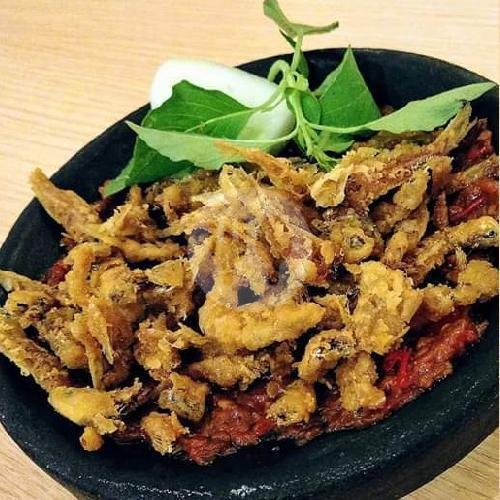 Ikan Wader Crispy menu Geprek Rakyat, Sukolilo