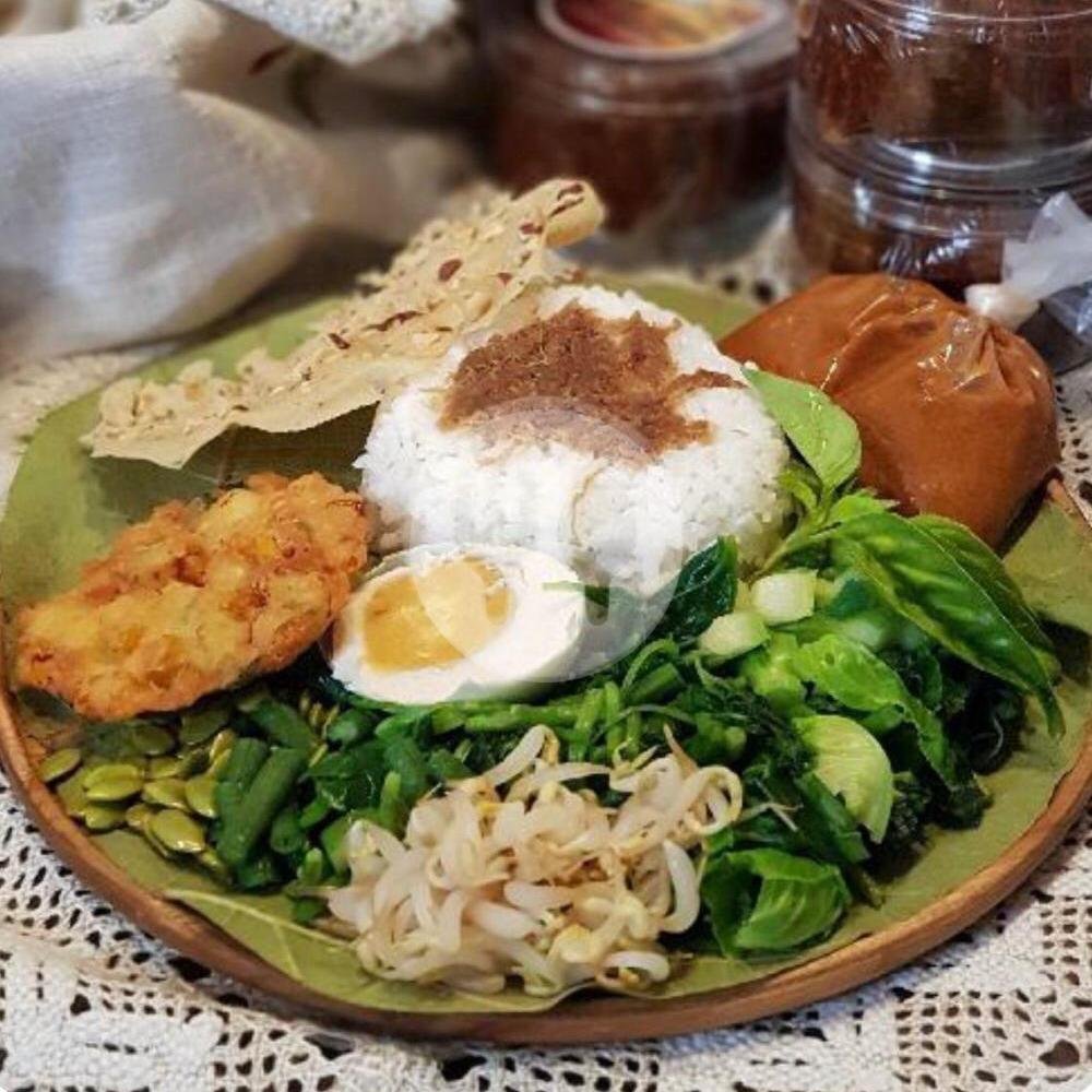 Nasi Pecel Godhong Jati: Surga Kuliner Tradisional di Dago, Bandung Nasi Pecel Godhong Jati: Surga Kuliner Tradisional di Dago, Bandung