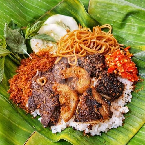 Nasi Ati (Sapi) Bumbu Kretek menu Warung Cholifah, Kebalen Barat