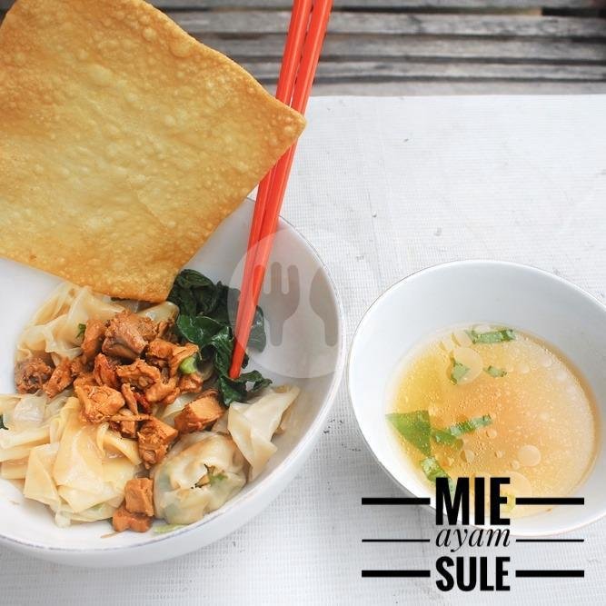 Mie Yamin Baso menu Mie Ayam Bang Sule, Cempaka Baru
