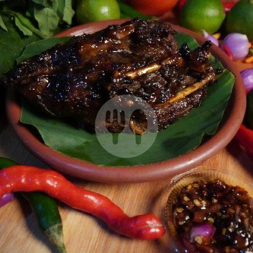 Nostalgia Rasa di Bebek Goreng Harissa, MERR: Pengalaman Kuliner yang Menghangatkan Hati