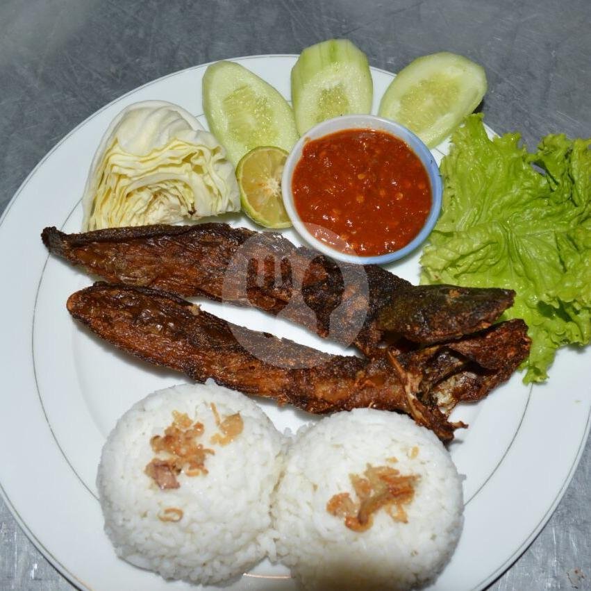 Tahu/tempe Goreng 1 Paket menu Pecel Lele Sambal Sorga, Sungai Balang