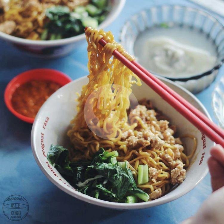 Mie Ayam Ceker menu Bakso Malang Mas Ary, Batununggal Indah 4