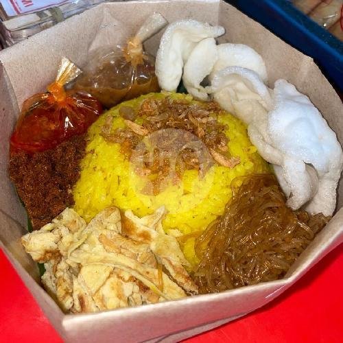 Review Nasi Kuning Gg Siti: Sarapan Khas Indonesia yang Menggugah Selera di Bandung